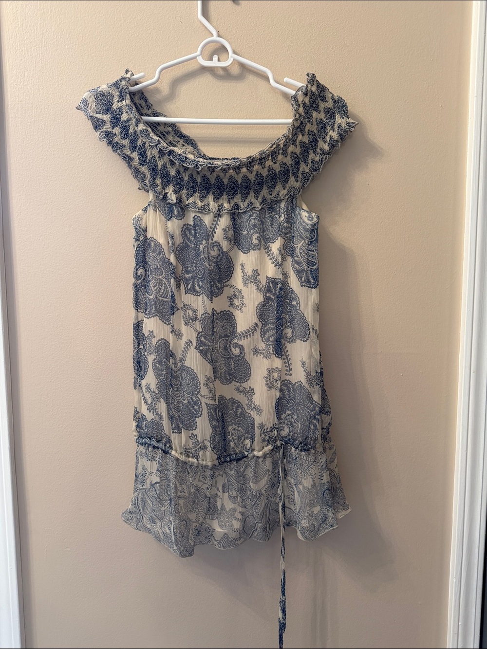 Zara silk Blue and Cream One-Shoulder Paisley top